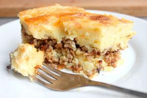 Potato casserole with minced meat just like in kindergarten: recipes for the oven and slow cooker, sauce options